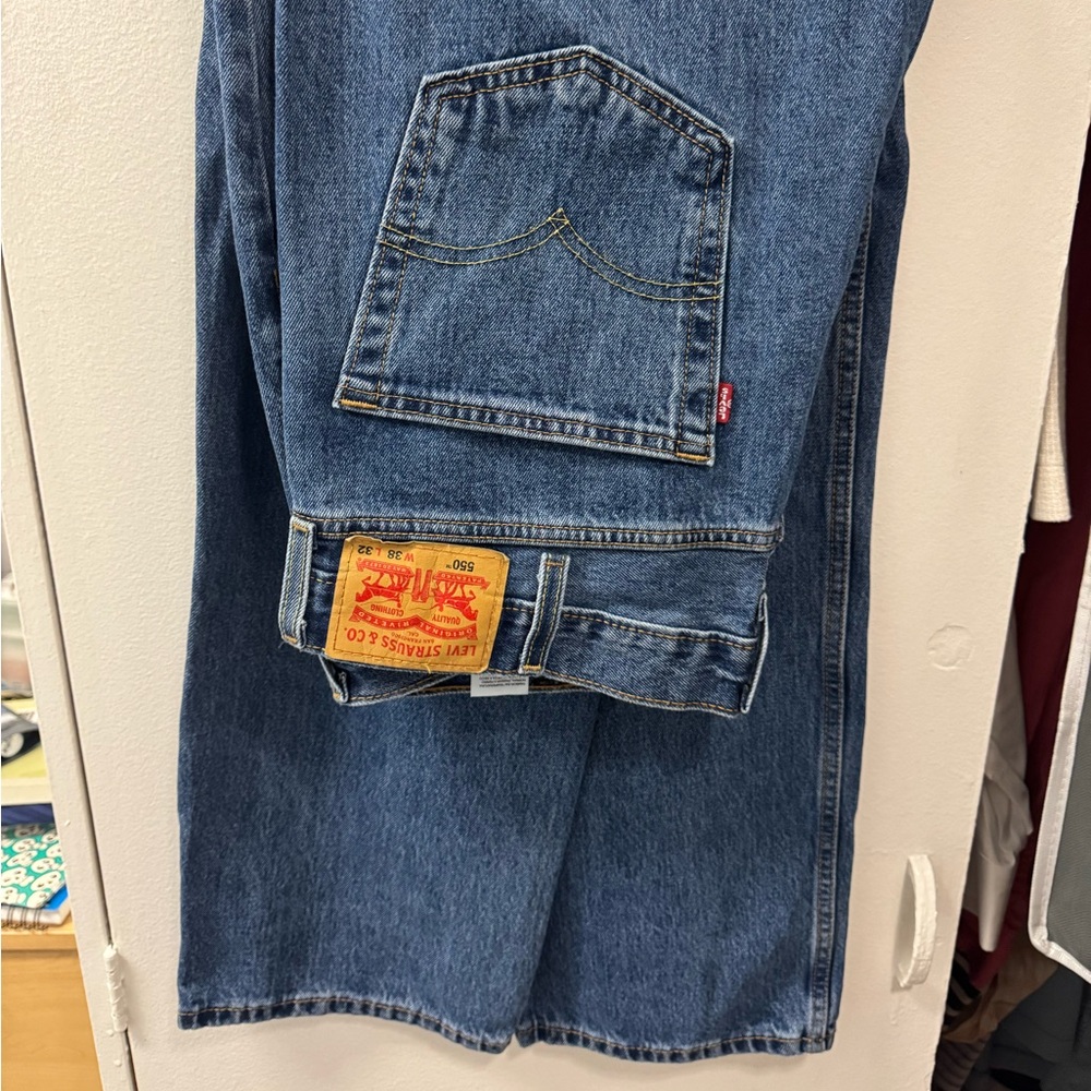 Levi's Men's Blue Jeans 550 38x32